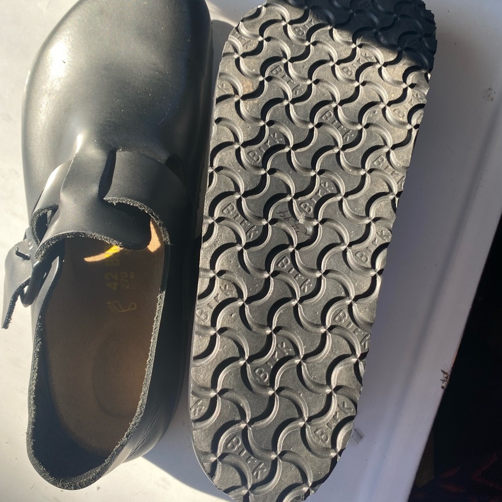 Birkenstock London Black Oiled Leather Clogs